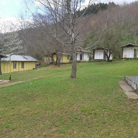 Welcoming Bungalow In Petrich 3* Kamena